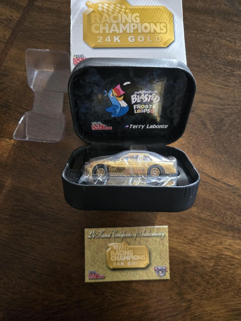 50th Anniversary Nascar Racing Champions Kellogg’s Blasted Fruit Loops 1:24